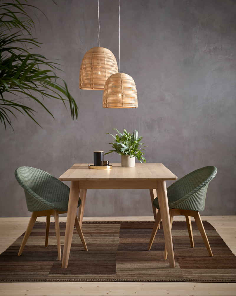 Vincent-Sheppard-Dan-dining-table-Joe-dining-chair-oak-Vivi-lamps