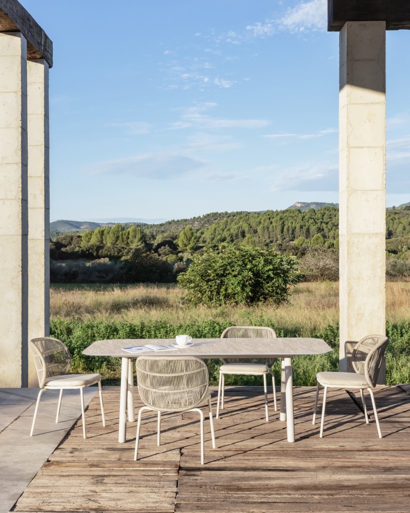 KODO_Dining_Table_Dune_White_210cm_w_Sabbia_Panna_Ceramic_Dining_Chair